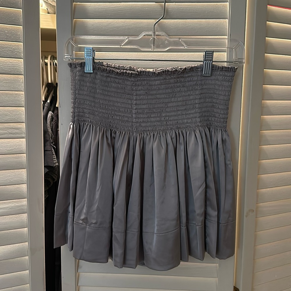 Silver Natural Life Shorts - Picture 1 of 3